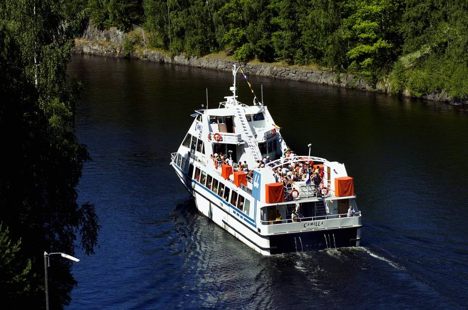 m/s Camilla Saimaan kanavalla